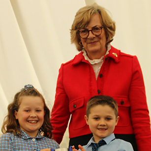 Lady Lansdowne Presents the CFT Cup at Prize Giving  